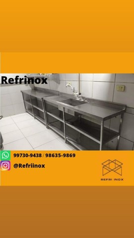 Mesa,pia,coifa  tudo de inox