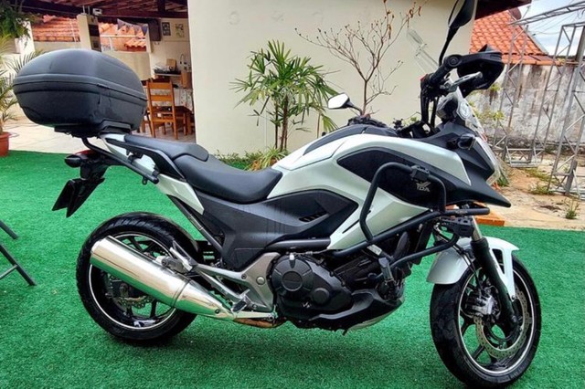 MOTO NC750X  NO BOLETO 