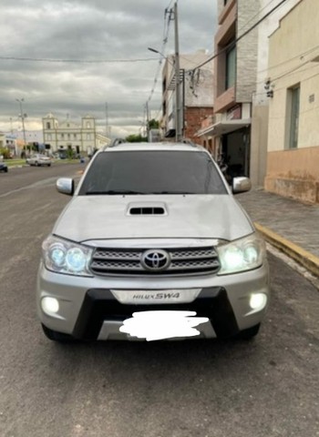 TOYOTA SW4