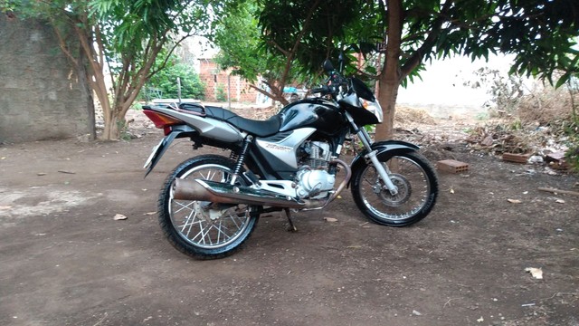 TITAN 150
