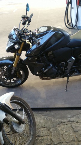 VENDO CB1000R