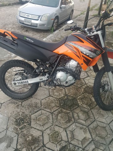 VENDO LANDER EXTRA ÚNICO DONO 2014/15