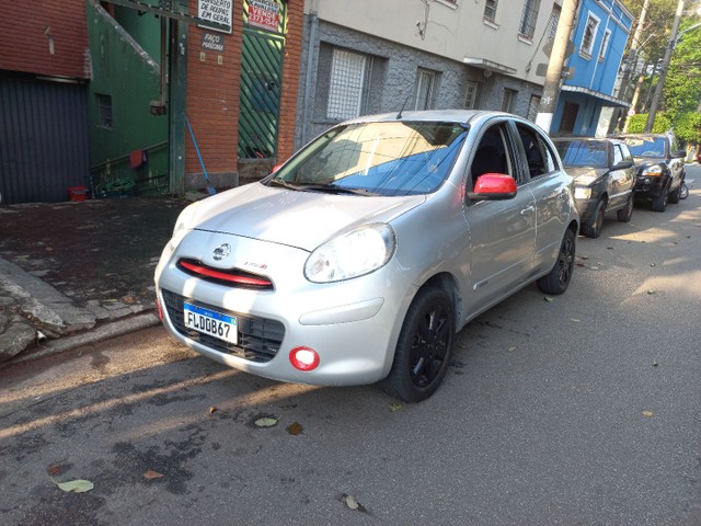NISSAN MARCH 1.6 16V SV 2014