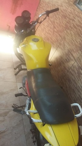 VENDO OU TROCO POR MOTO DO INTERESSE.
