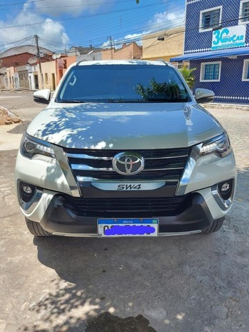 HILUX SW4 2.8 DIESEL 4X4 SEMINOVA 2020