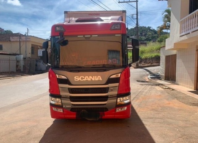 SCANIA P 360 2018  F  ***
