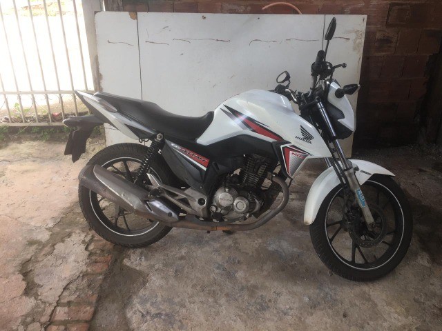 TITAN 160