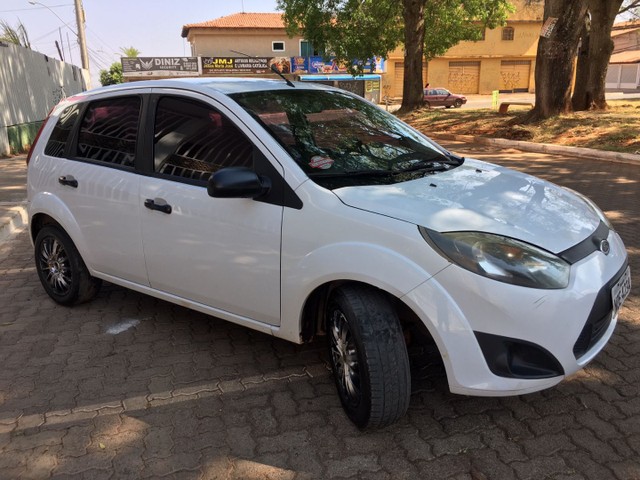 FORD FIESTA 1.0 2012