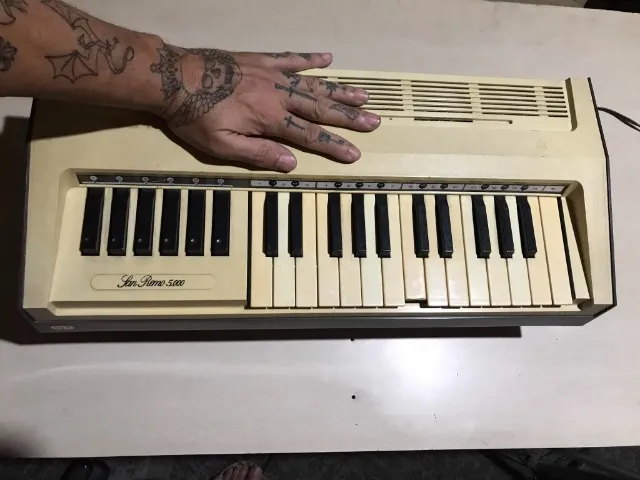 brinquedo piano infantil hering doçura anos 80 