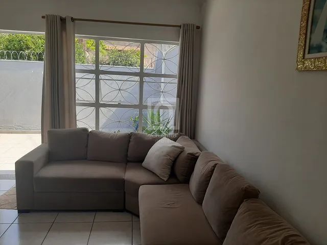 Casa na Rua Hildebrando de Calegari Cenci, 100, Jardim Sao Marcos em  Sorocaba, por R$ 230.000 - Viva Real