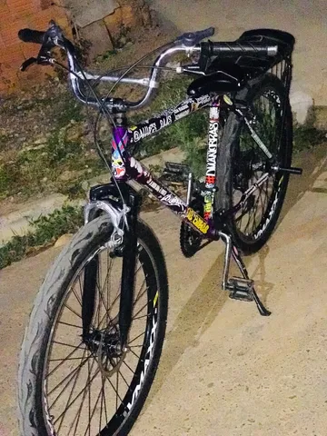 Bicicleta montadinha aro 26 preta