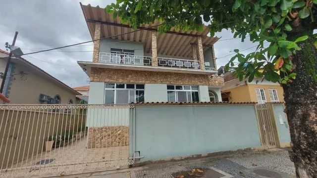 Casas à venda na Rua Marechal Hermes em Curitiba