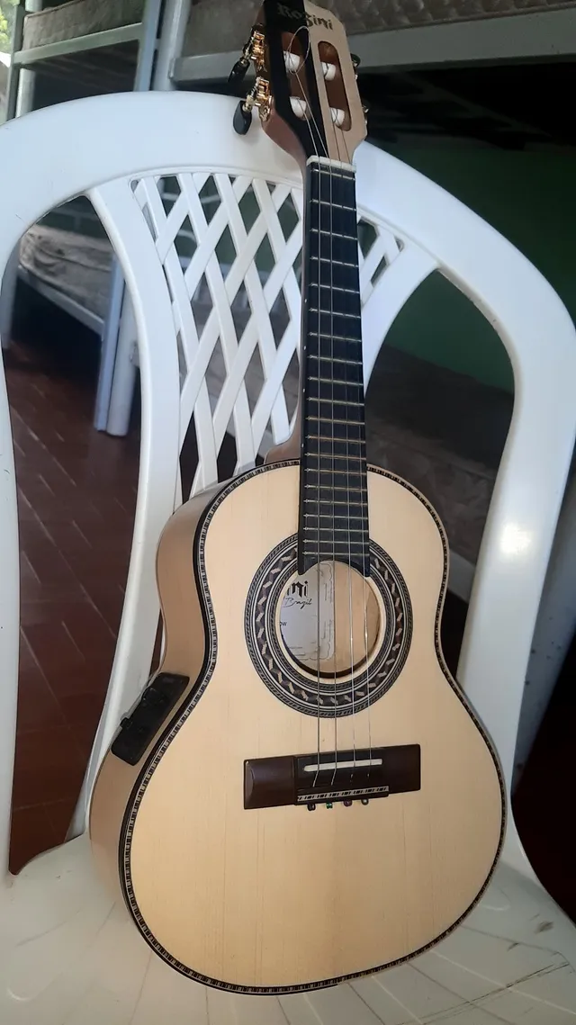 Cavaquinho Rozini