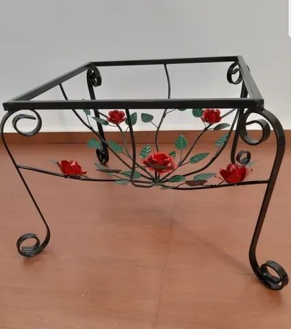 Mesa de centro com rosas Ferro  - Foto 2