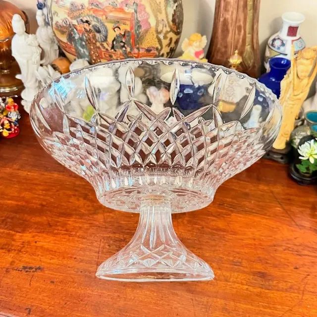 Centro de mesa em cristal com lapidação rica e detalhada. - Foto 6