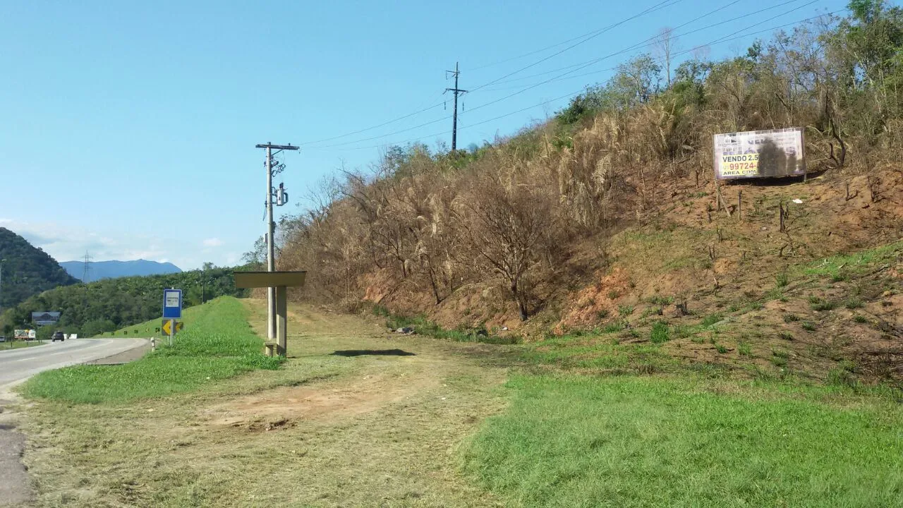 Terreno Parada Ideal- 5 Matrículas RGI - Guapimirim - Oportunidade!!!