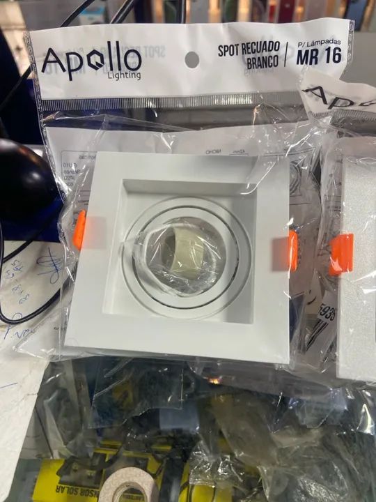 Spot Recuado P/teto comércio MR16 