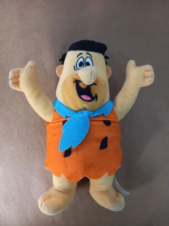 Boneco de Pelúcia Fred Flintstone