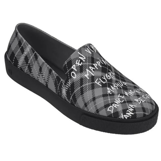 Tênis melissa tamanho 36