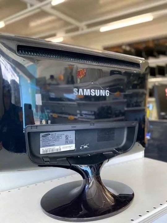 Monitor 19" Polegadas Samsung Widescreen Bom Estado Garantia e Nf - Foto 3