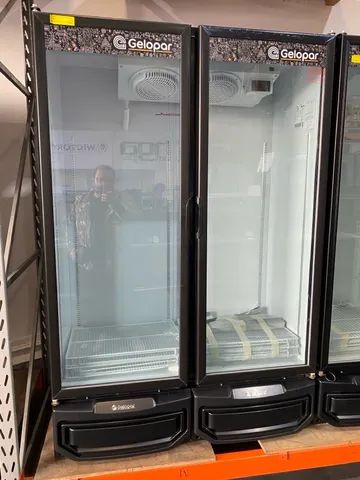 Expositor Cerveja/carnes Gelopar - 950 litros 