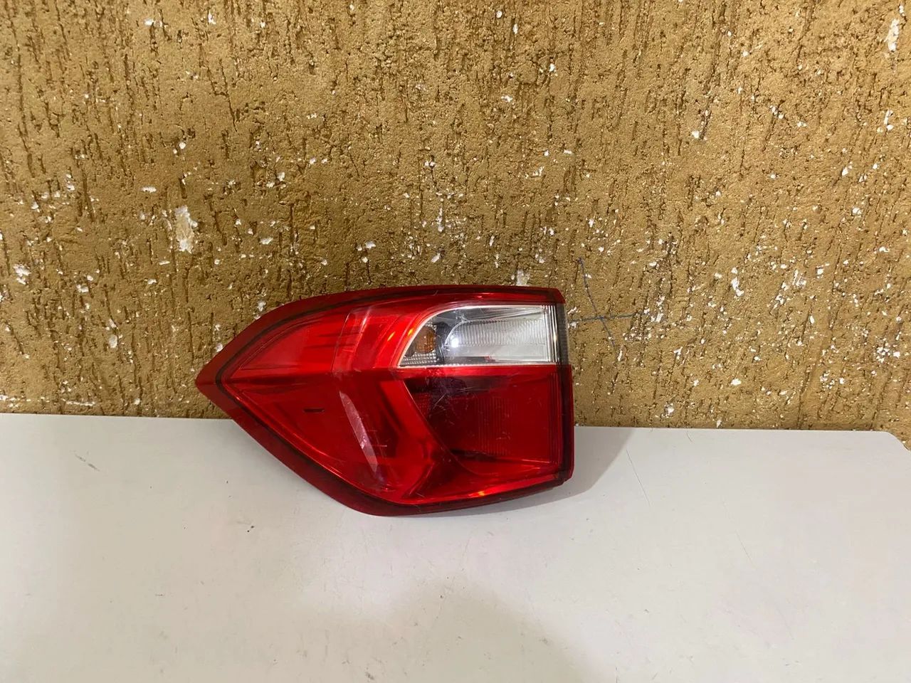 Lanterna esquerda Ecosport 