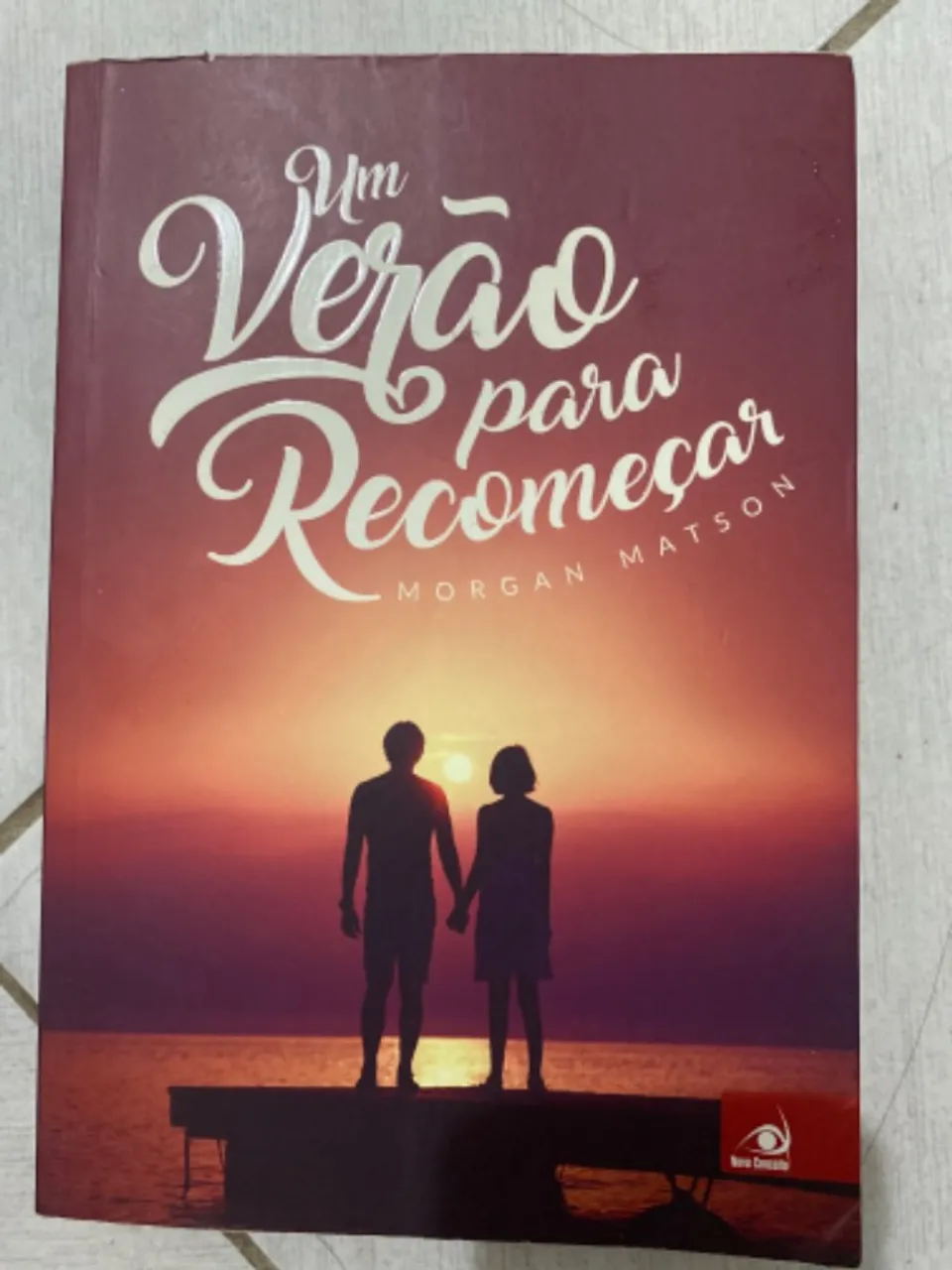 Livro Um Verão para Recomeçar