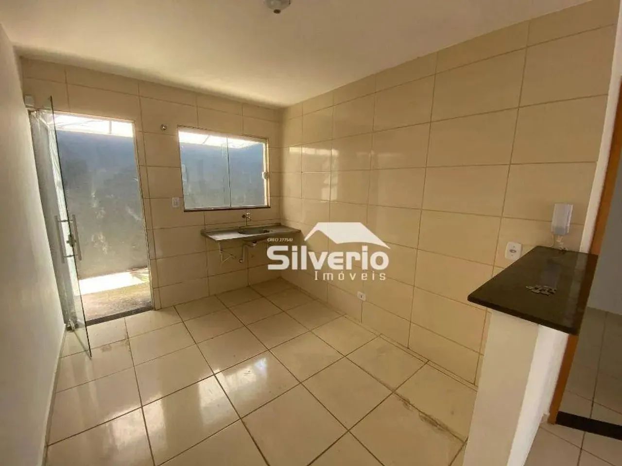 Casa Világio com 2 dormitórios para alugar, por R$ 1.100/mês - Chácaras Pousada do Vale -  - Foto 4