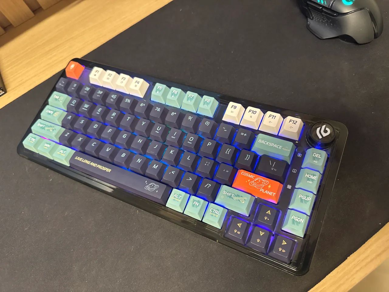 Teclado Mecânico LeoBog K81Pro 64197816142467121