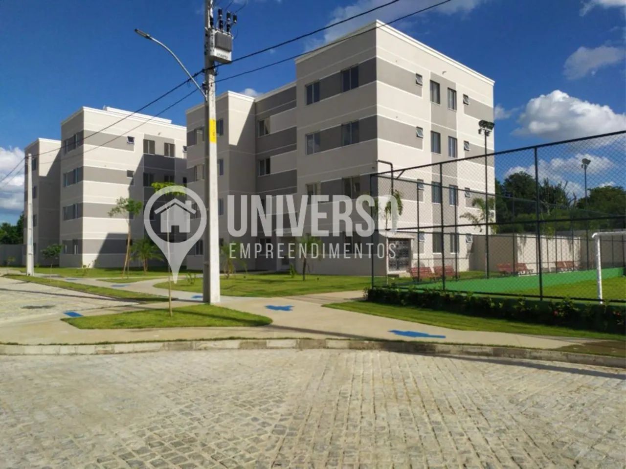 Vendo um Ap. Térreo  com quintal,  condomínio Madrid 