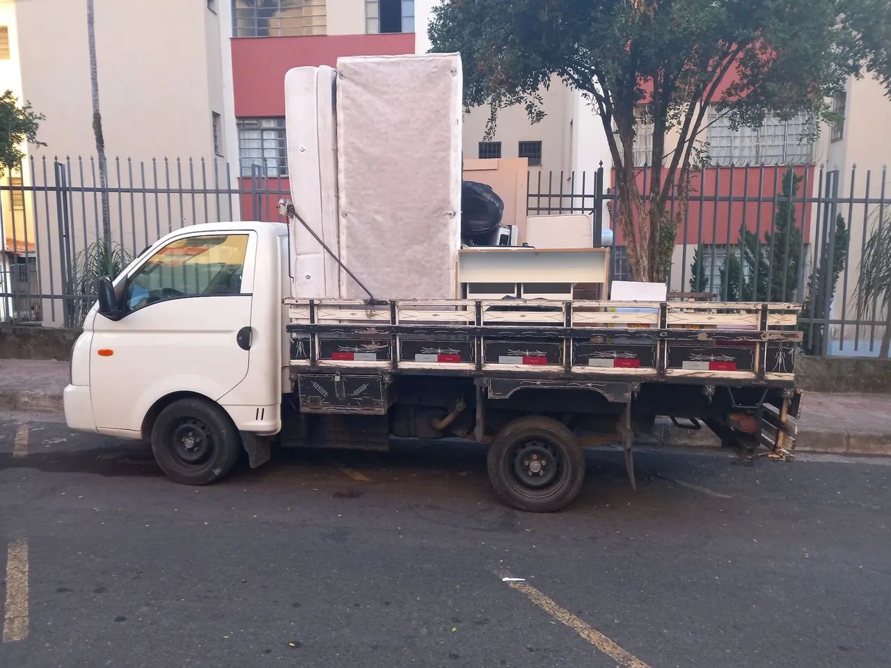 Carreto, viagem, frete e mudança  - Foto 4