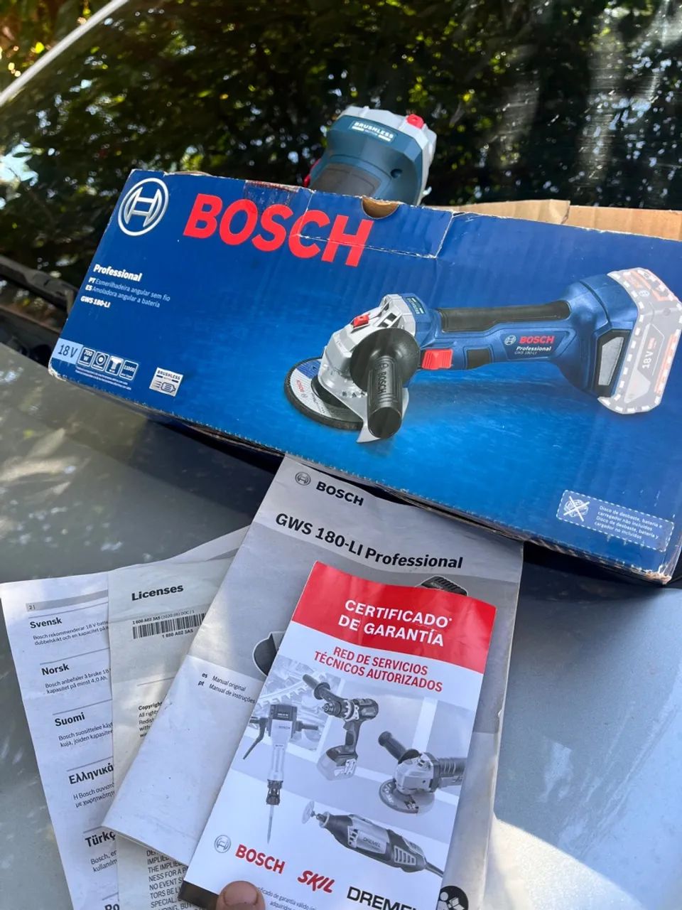 Esmerilhadeira Angular Bosch GWS 180-LI Professional - Foto 5