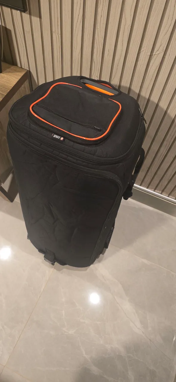 Caixa de Som JBL 710 800w