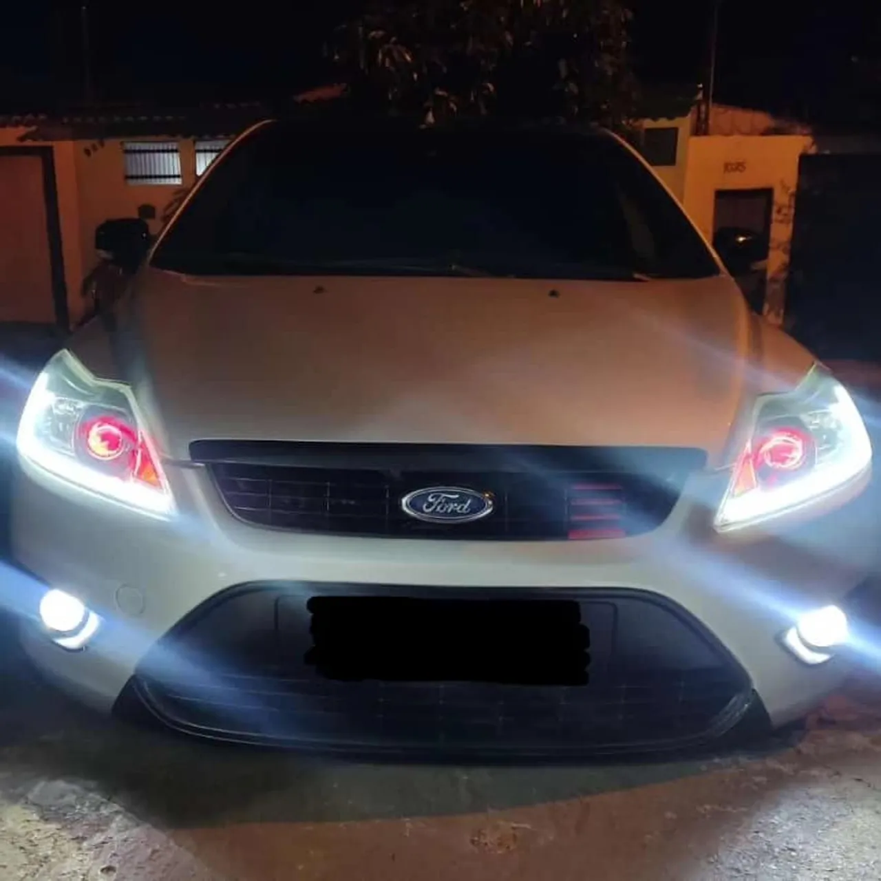 Vendo ou troco Ford focus