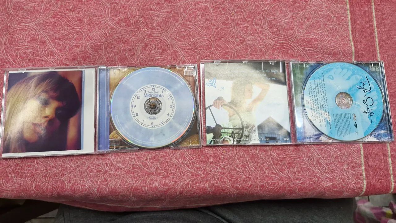 新品同様 Taylor Swift アルバムセット Lover (Deluxe CD Boxset) [輸入盤][数量限定盤][CD] - テイラー