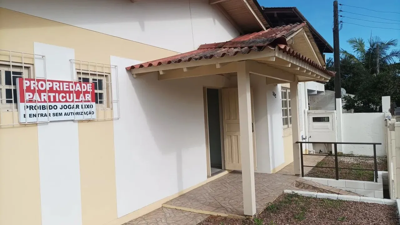 Sala Comercial para Venda em Torres, Porto Alegre, 1 dormitório, 2 banheiros
