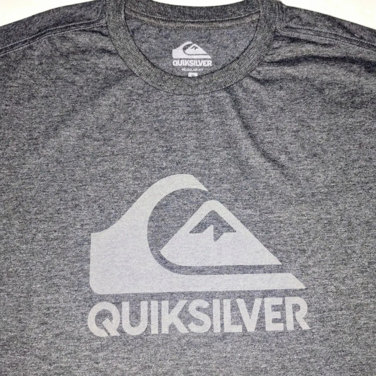 Camiseta Quiksilver Cinza - Foto 2