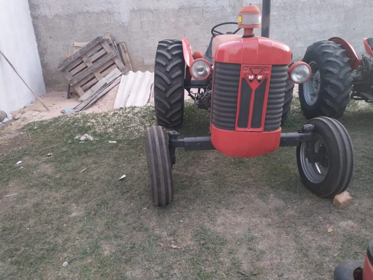 Vende-se Massey Ferguson 50x