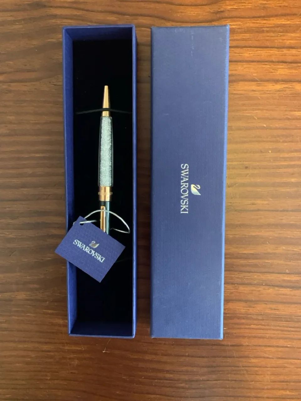 Caneta Swarovski cristais nunca usada 