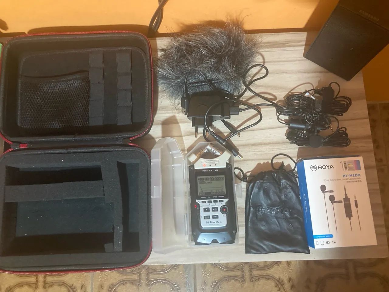 Gravador de áudio Zoom H4n Pro + Microfone Boya - Kit Gravação de Áudio Profissional - Foto 4