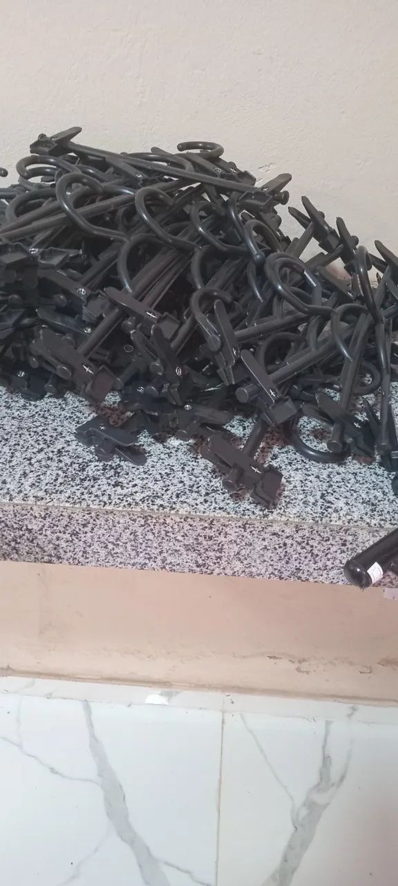 Vende-se Móveis de Loja de Roupas - Foto 3