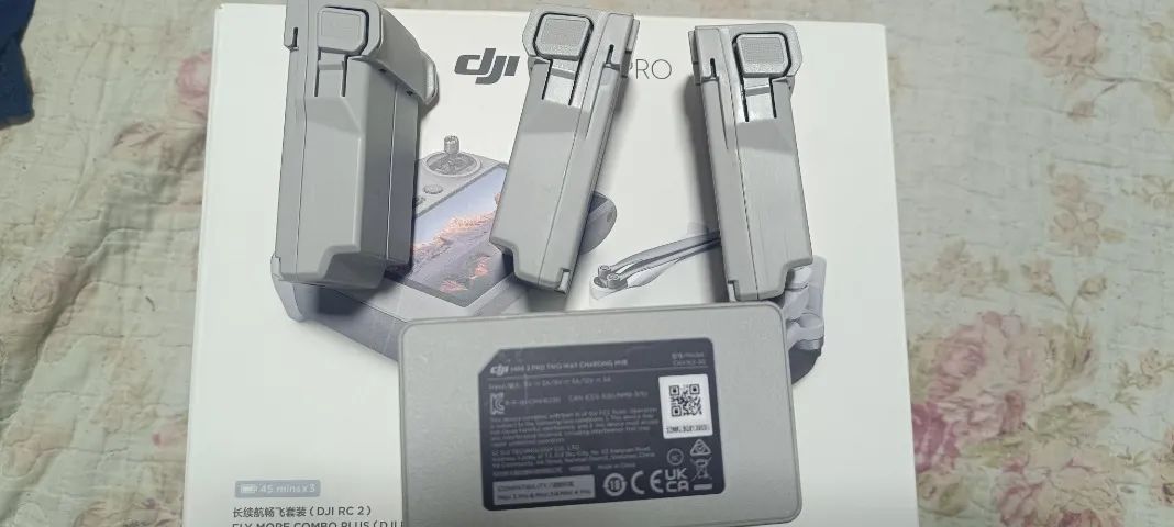 drone dji mini 4 pro fly more combo plus dji rc 2 (com tela) - Foto 3