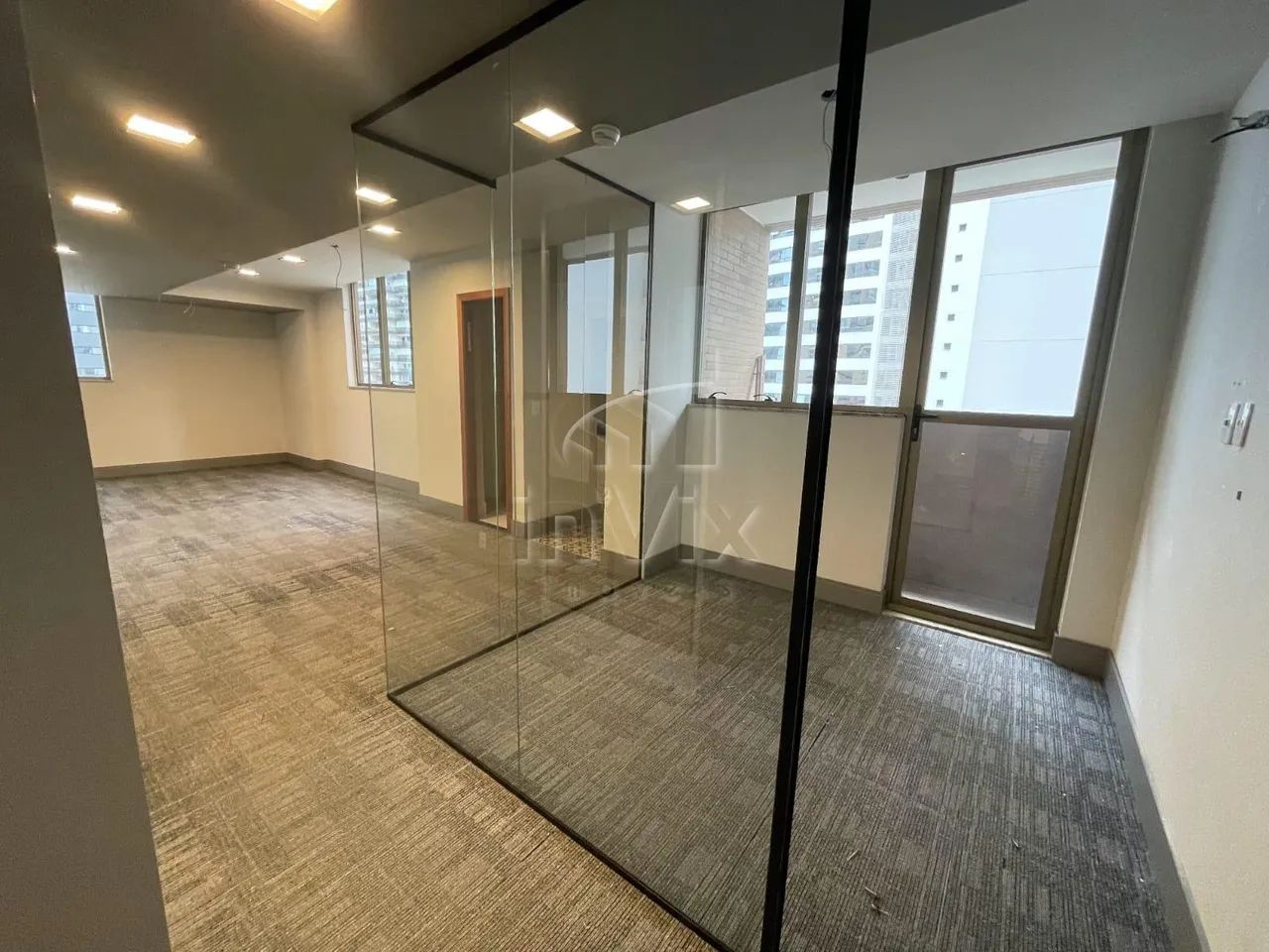 Sala em Enseada do Suá - Vitória