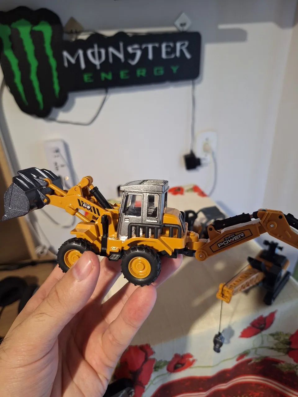 Kit 4 miniatura carrinho construção  - Foto 3