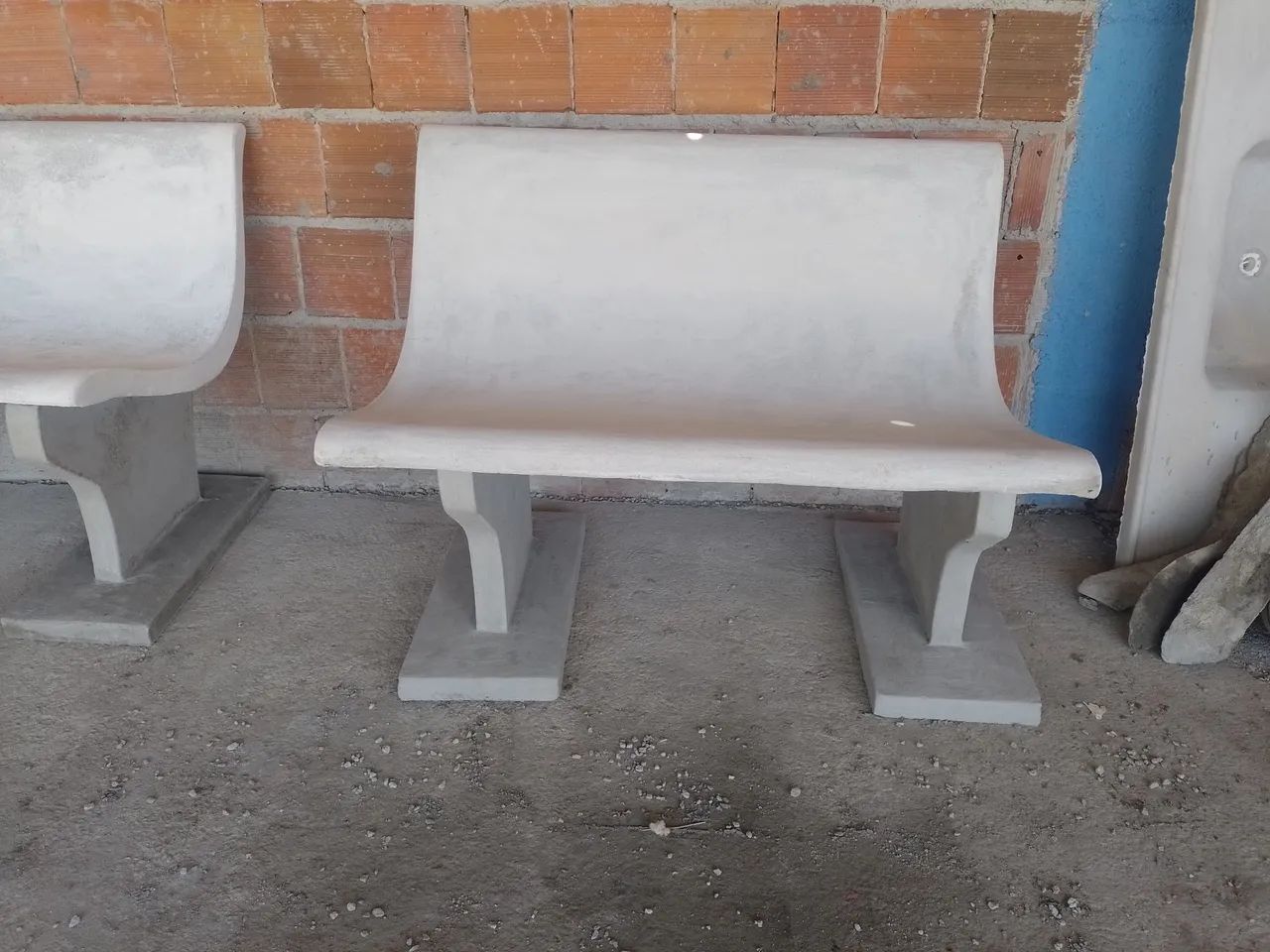 Banco de concreto de jardim 