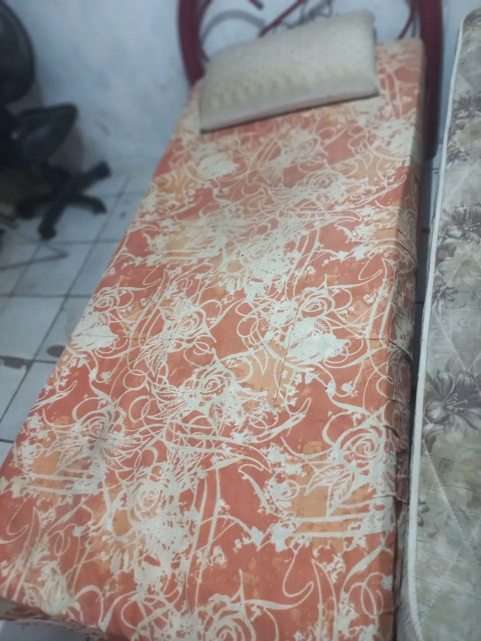 Cama Solteiro com Colchão
