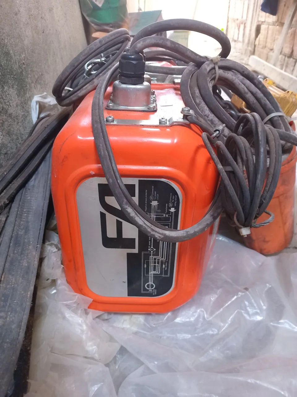 Vendo uma talha  1 tonelada  top - Foto 4