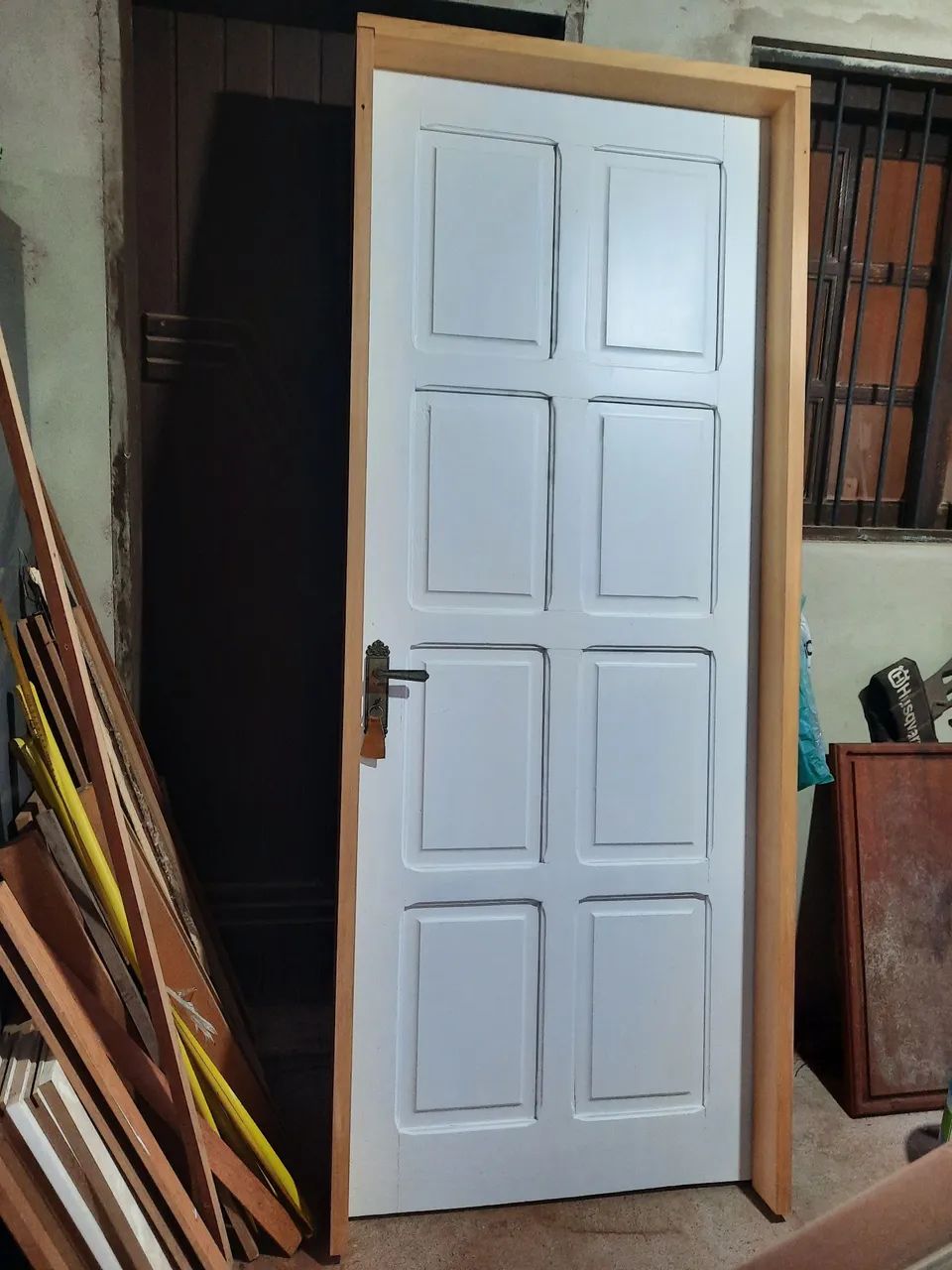 Portas e janelas de madeira 64295716794627120