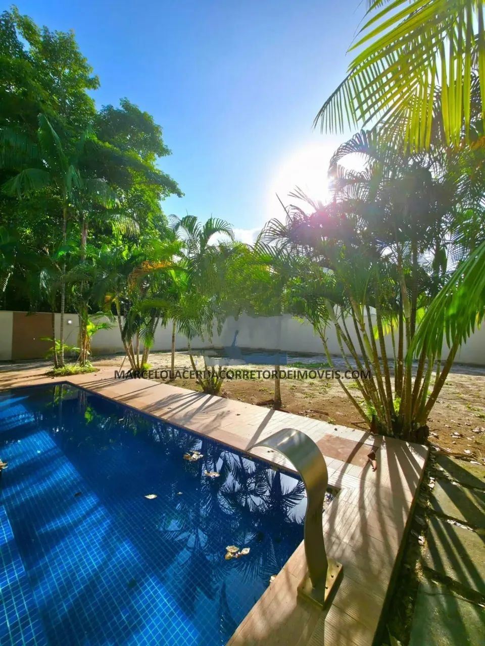 PRAIA DOS PASSARINHO, 4 SUÍTES, (1 TÉRREA), FINO ACABAMENTO, PISCINA, CLIMATIZADA E MODULA - Foto 2