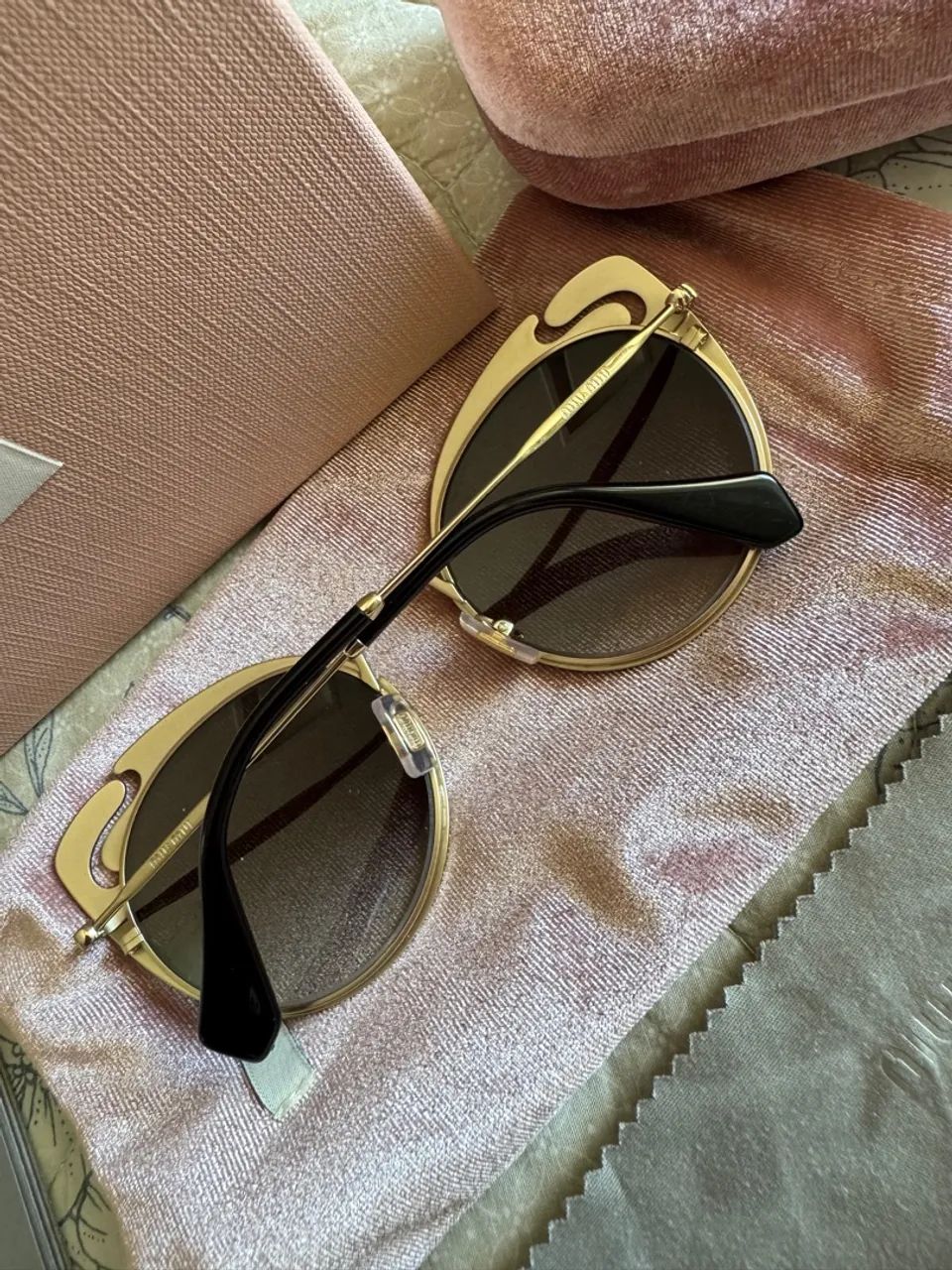 Óculos de sol Miu Miu - Foto 3